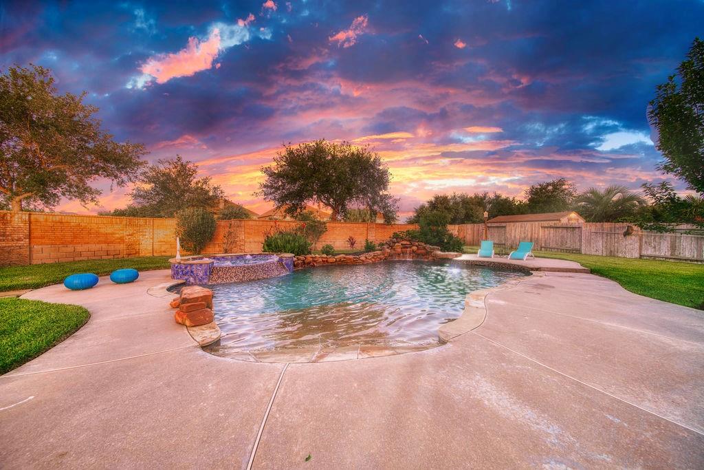 2420 Malaga Lane