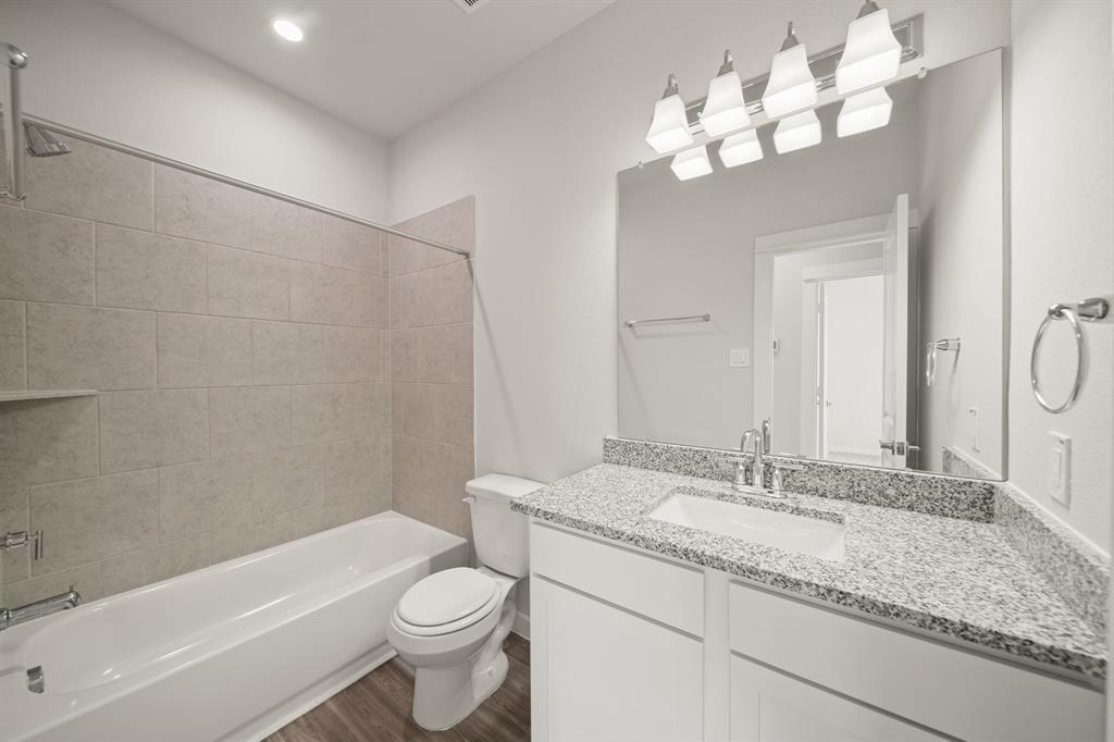 2445 Abbot Brook Drive, Iowa Colony, Texas image 19