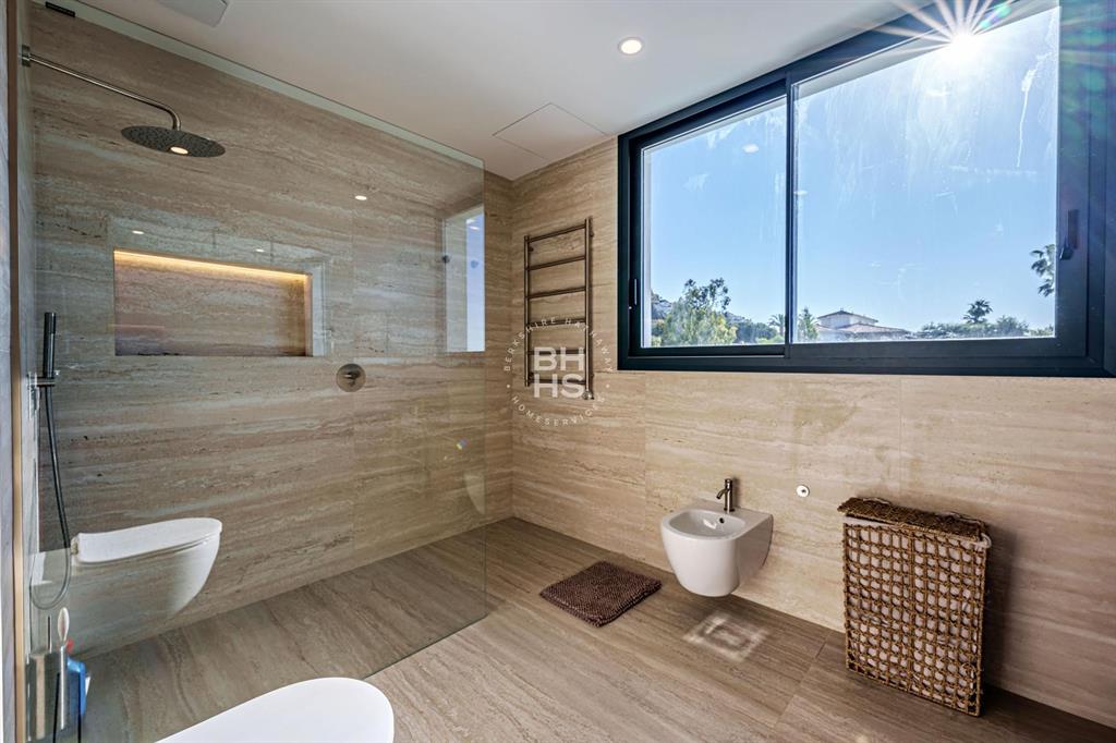 29639, Spain, 4 Bedrooms Bedrooms, ,4 BathroomsBathrooms,Residential,Active,181468