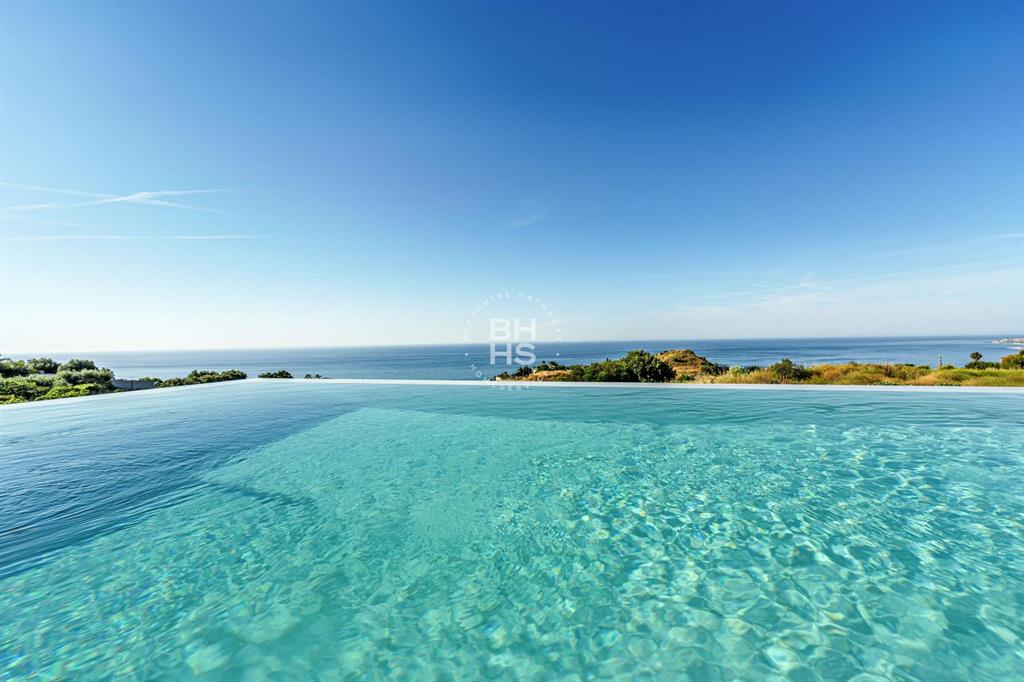 29639, Spain, 4 Bedrooms Bedrooms, ,4 BathroomsBathrooms,Residential,Active,181468