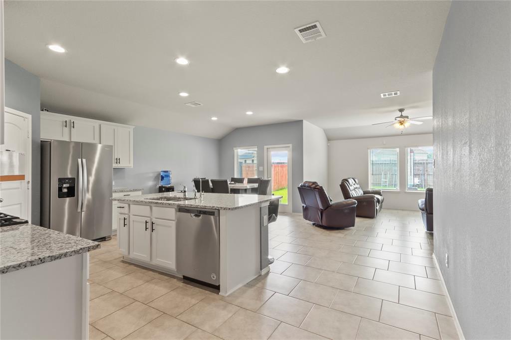 8107 Tamarind Lane