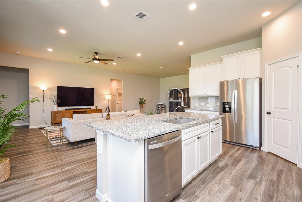 32010 Casa Linda Drive, Hockley, Texas image 19
