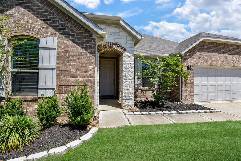 32010 Casa Linda Drive, Hockley, Texas image 3