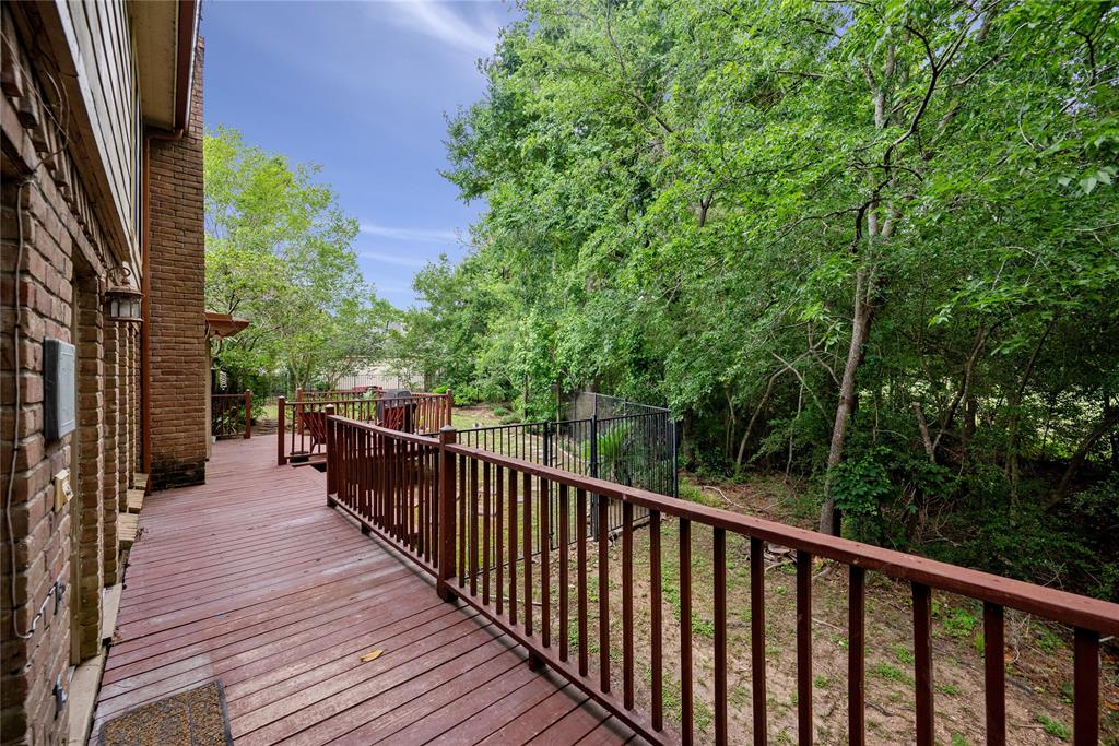 8519 Rebawood Drive, Humble, Texas image 11