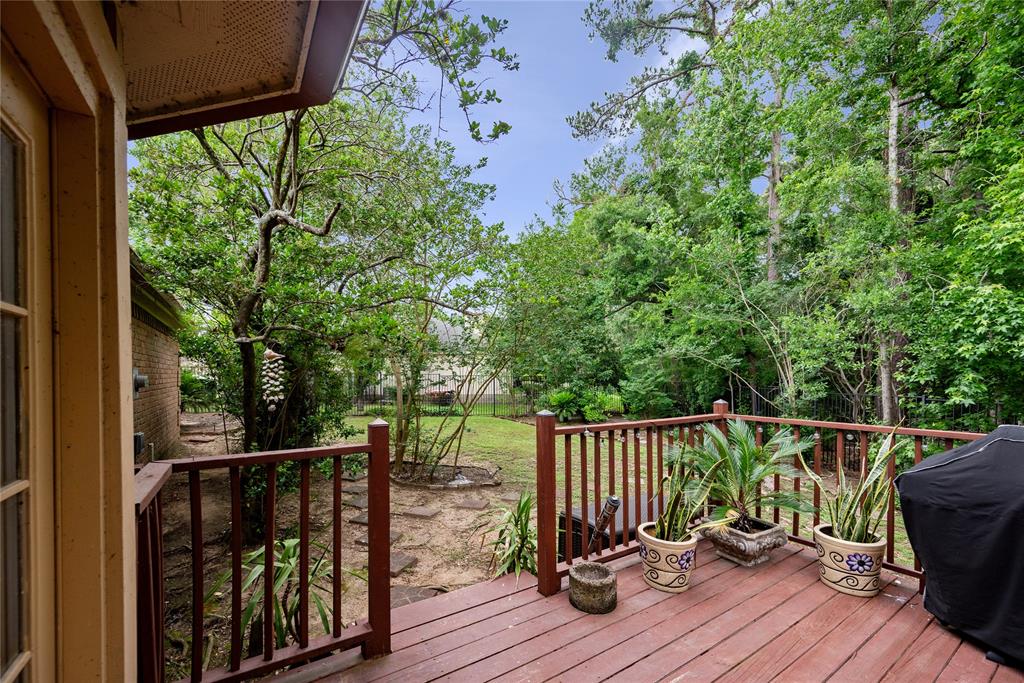 8519 Rebawood Drive, Humble, Texas image 8