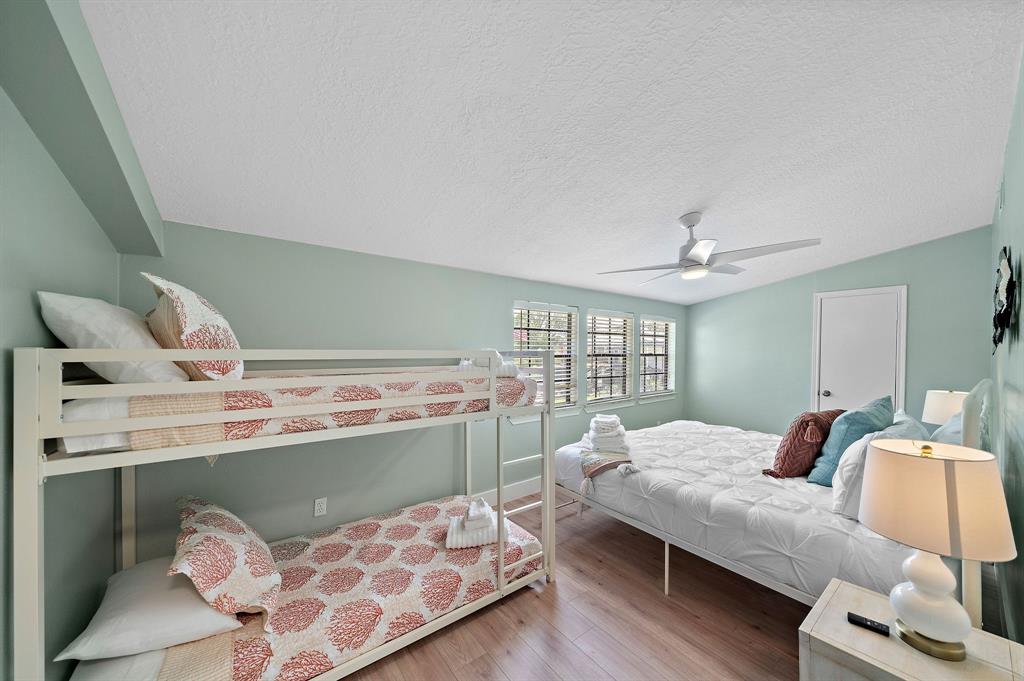 515 Clear Lake Road, Kemah, Texas image 36