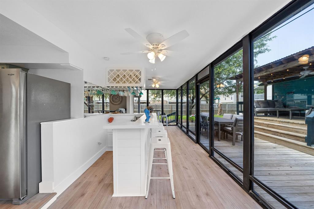 515 Clear Lake Road, Kemah, Texas image 9
