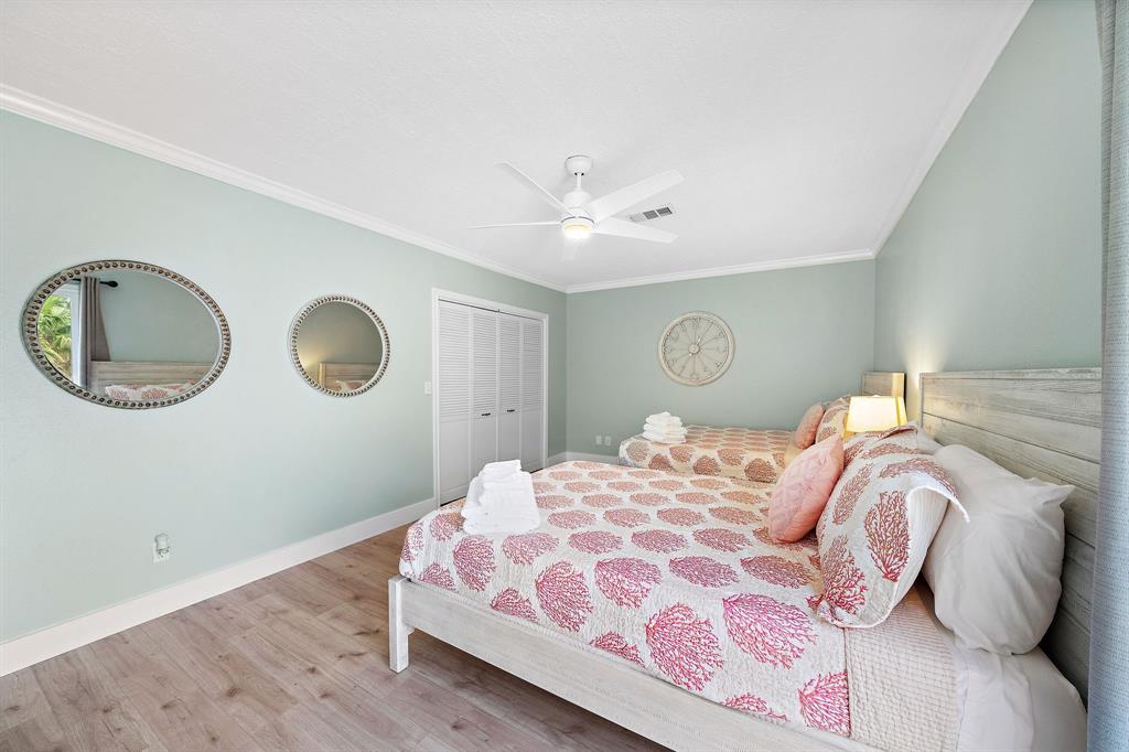 515 Clear Lake Road, Kemah, Texas image 33