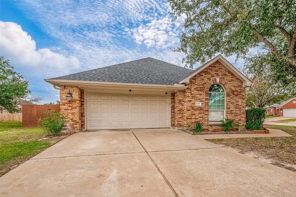 11911 Pitchstone Court, Tomball, Texas image 1