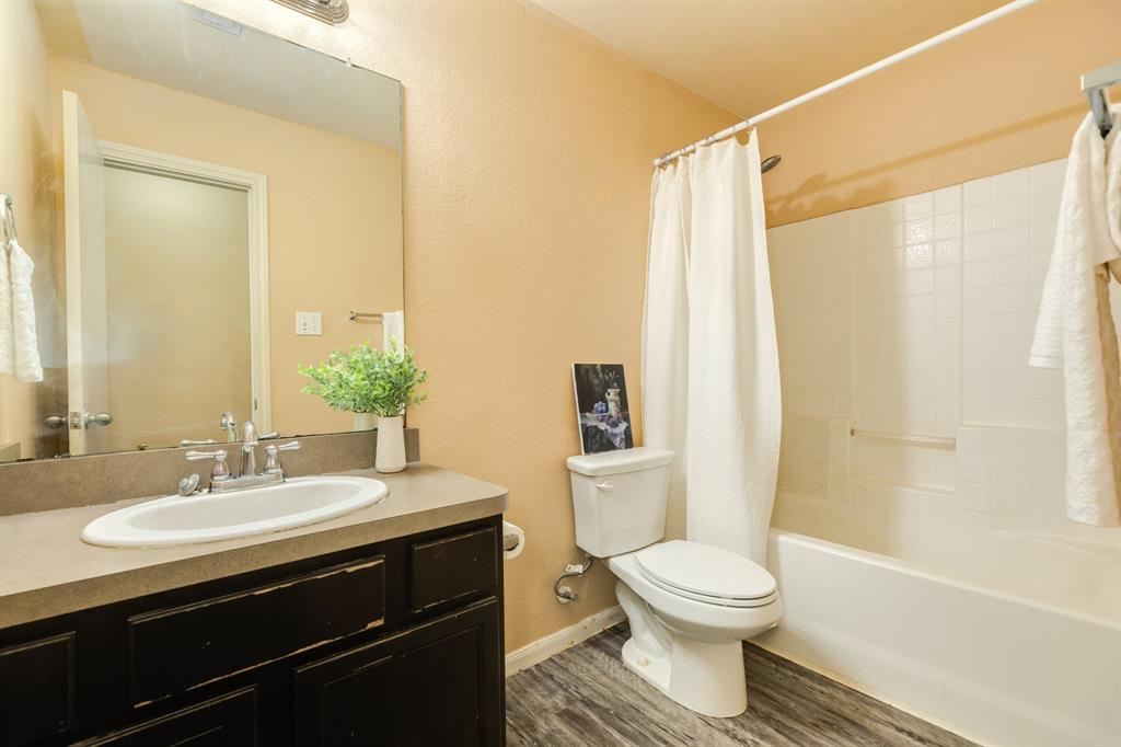 5206 La Rocco Way, Alvin, Texas image 19