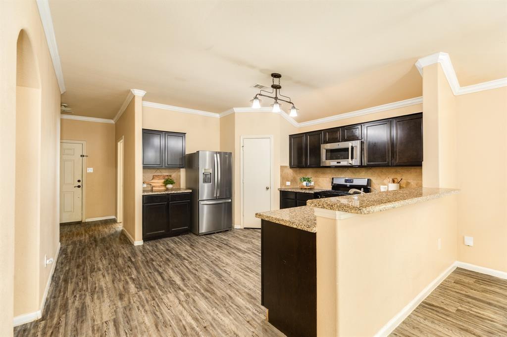 5206 La Rocco Way, Alvin, Texas image 4