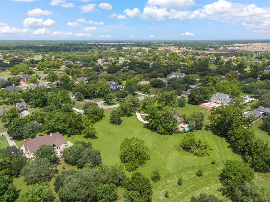 5326 Harris Woods Trace, Fulshear, Texas image 10