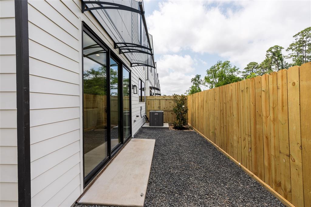 6135 Pacific Forest Drive, Houston, Texas image 5