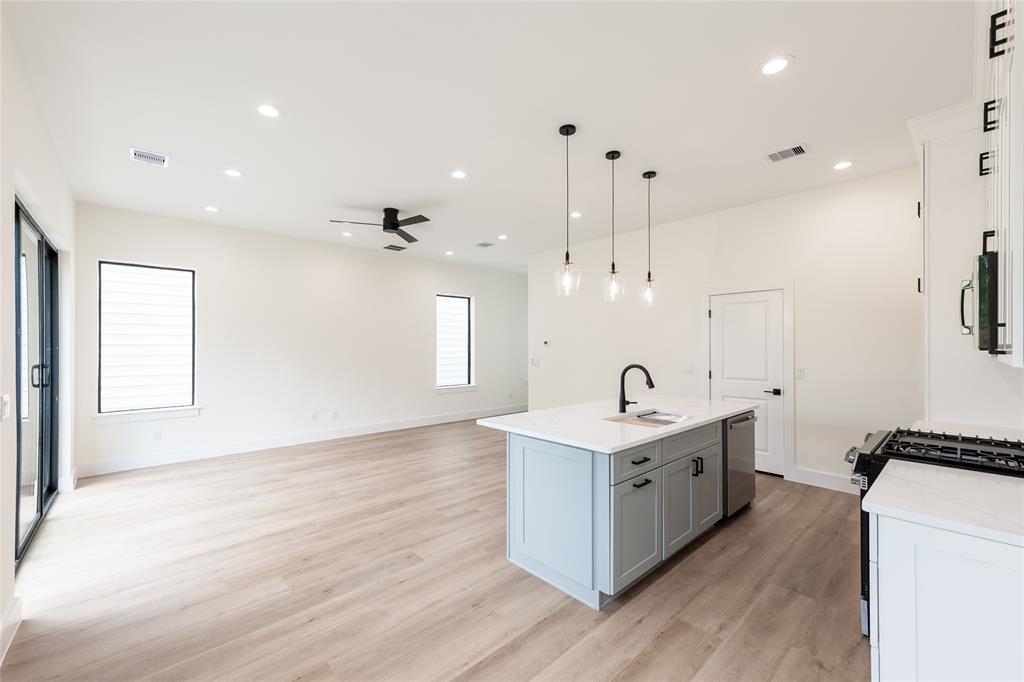 6135 Pacific Forest Drive, Houston, Texas image 6