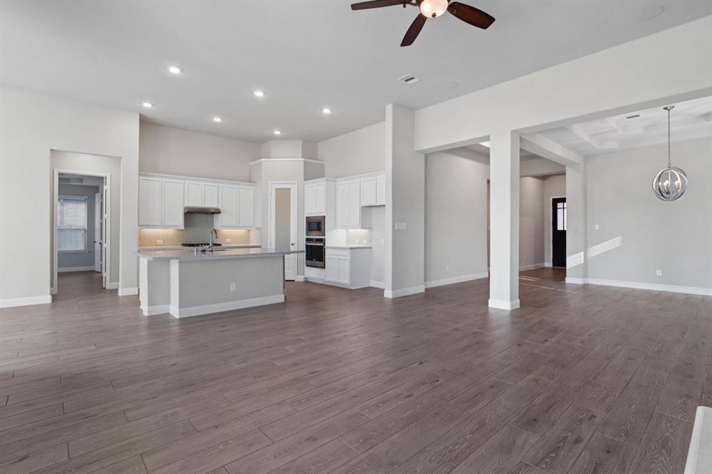 20134 Desert Foal Drive, Tomball, Texas image 11