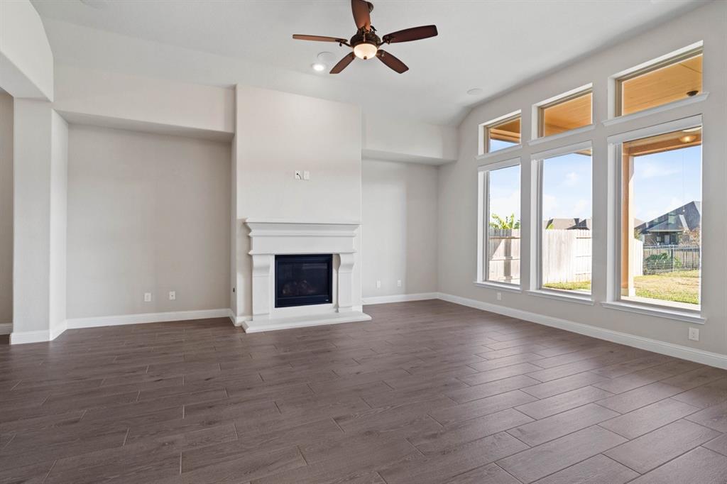 20134 Desert Foal Drive, Tomball, Texas image 9