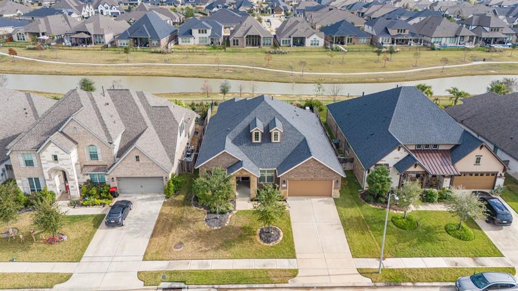 20134 Desert Foal Drive, Tomball, Texas image 2