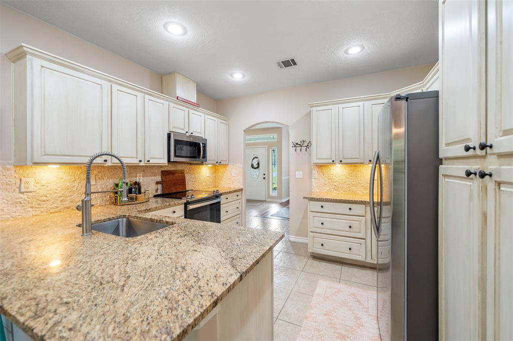 25680 Wisteria Lane, Hockley, Texas image 16