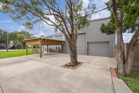 A home in Kemah