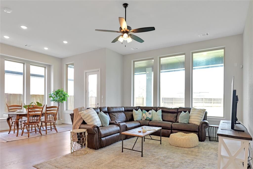 9702 Wright Drive, Manvel, Texas image 15