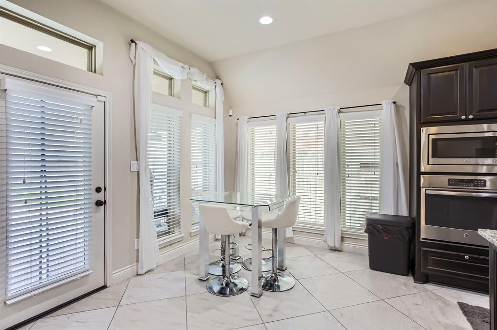 9235 Lakeshores Lagoon Lane, Cypress, Texas image 11