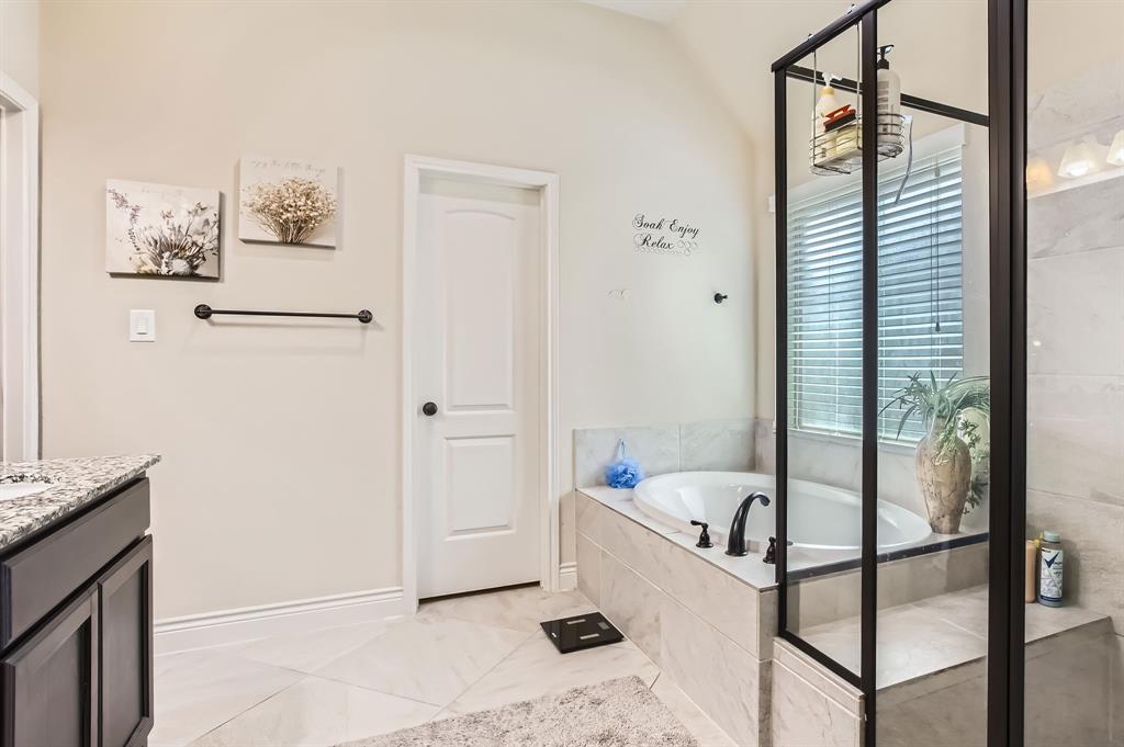 9235 Lakeshores Lagoon Lane, Cypress, Texas image 15