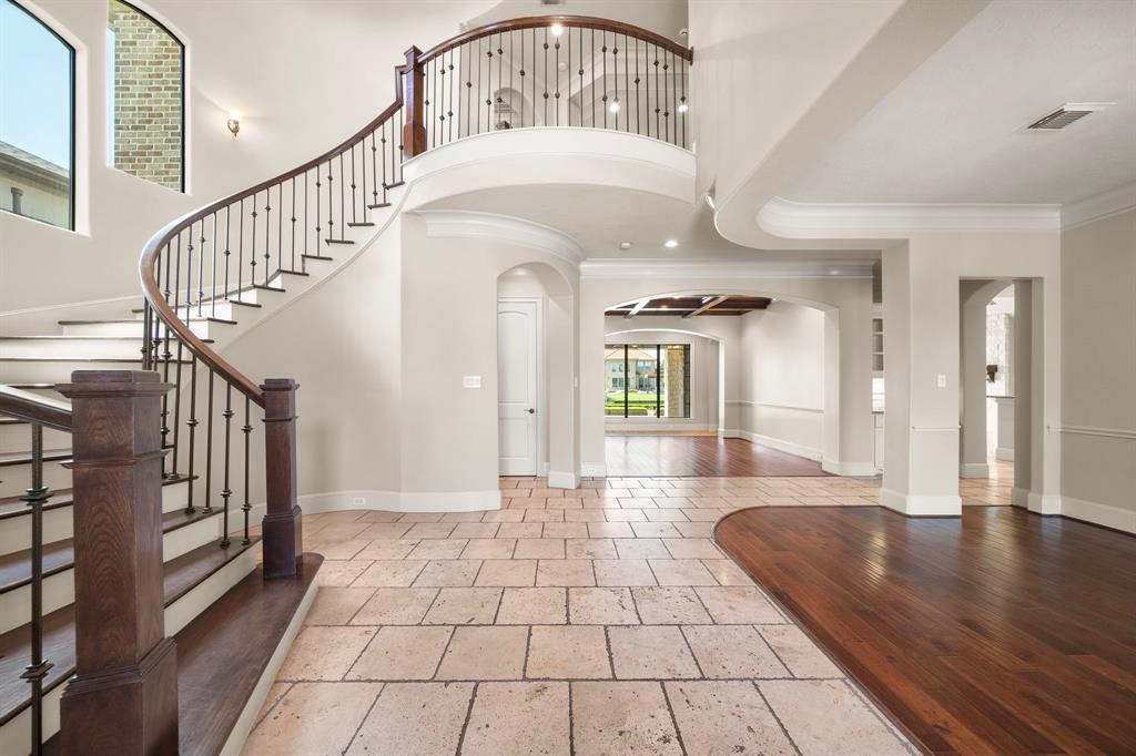 7515 Emerald Meadow Court