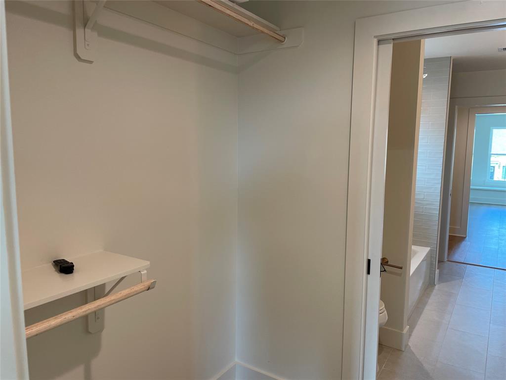 709 Ball, Galveston, Texas image 38