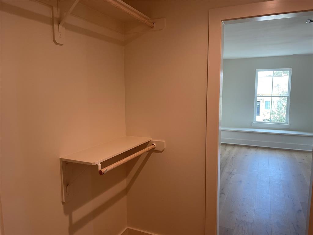 709 Ball, Galveston, Texas image 28
