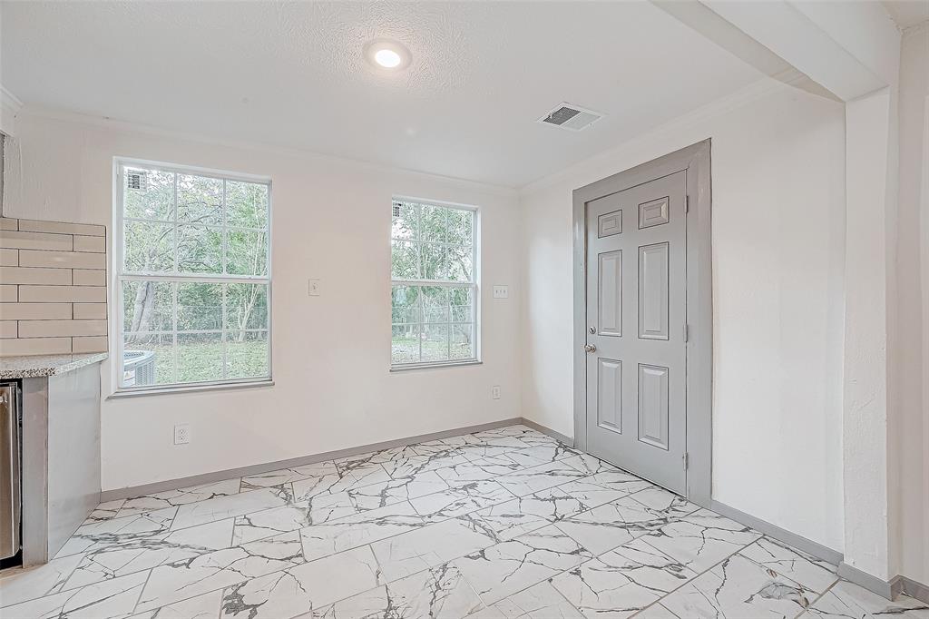 215 Wheaton Street, Richmond, Texas image 25