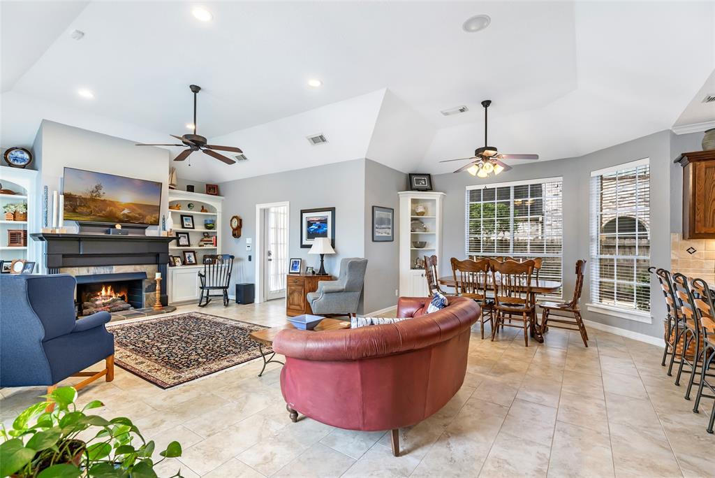 5918 Hidden Lakes Drive, Kingwood, Texas image 17