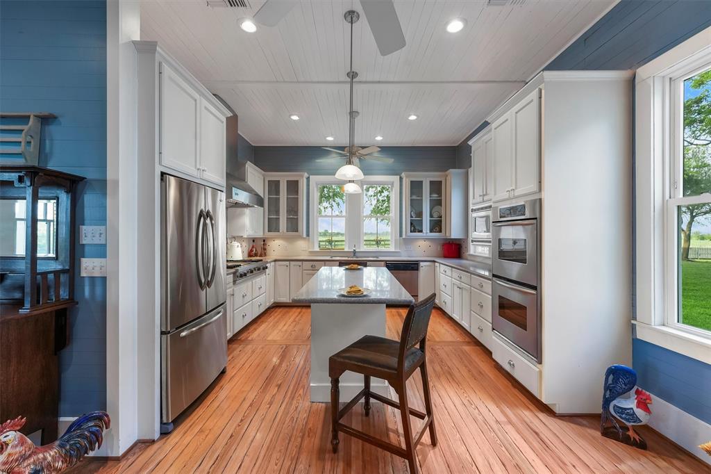 9058 Sam Houston Road, Brenham, Texas image 13