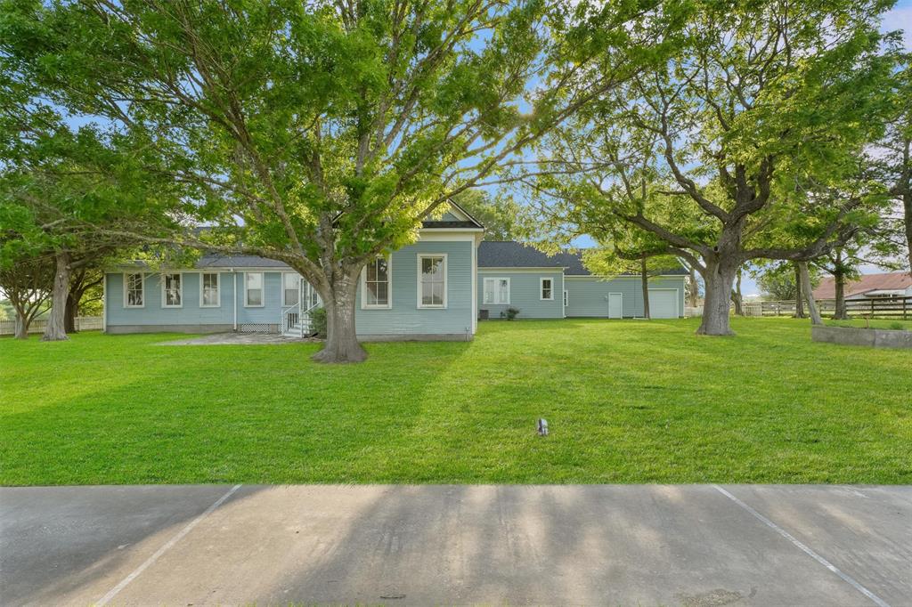 9058 Sam Houston Road, Brenham, Texas image 30