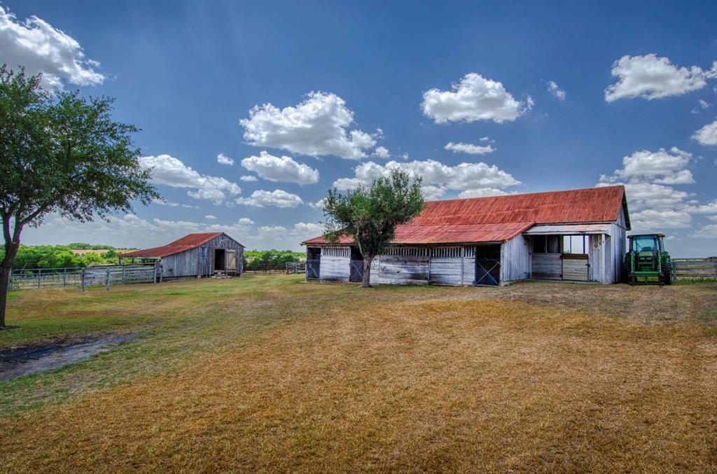 9058 Sam Houston Road, Brenham, Texas image 9
