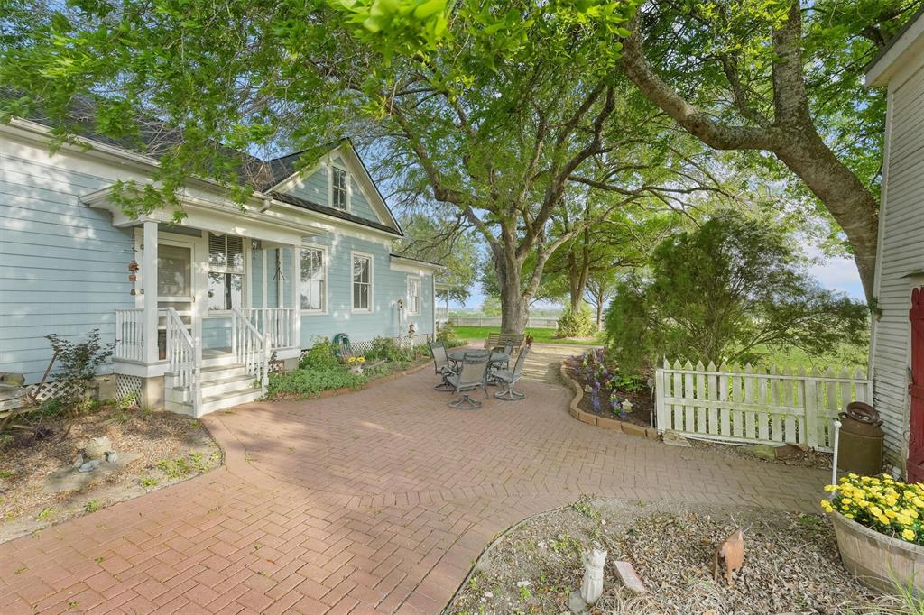 9058 Sam Houston Road, Brenham, Texas image 39