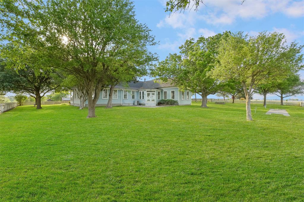 9058 Sam Houston Road, Brenham, Texas image 32