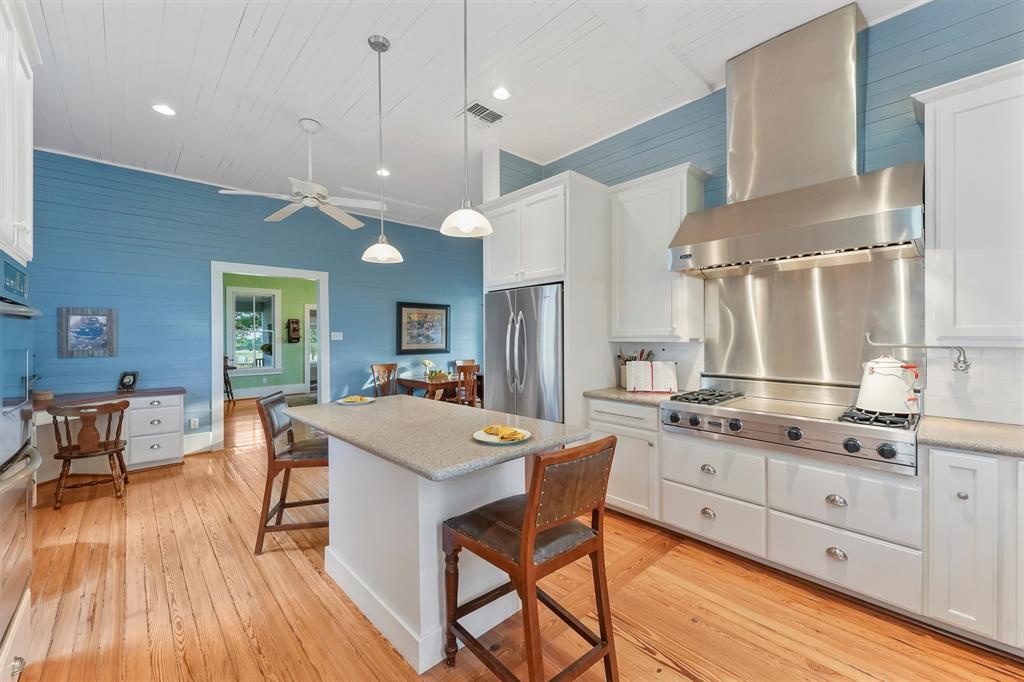9058 Sam Houston Road, Brenham, Texas image 16