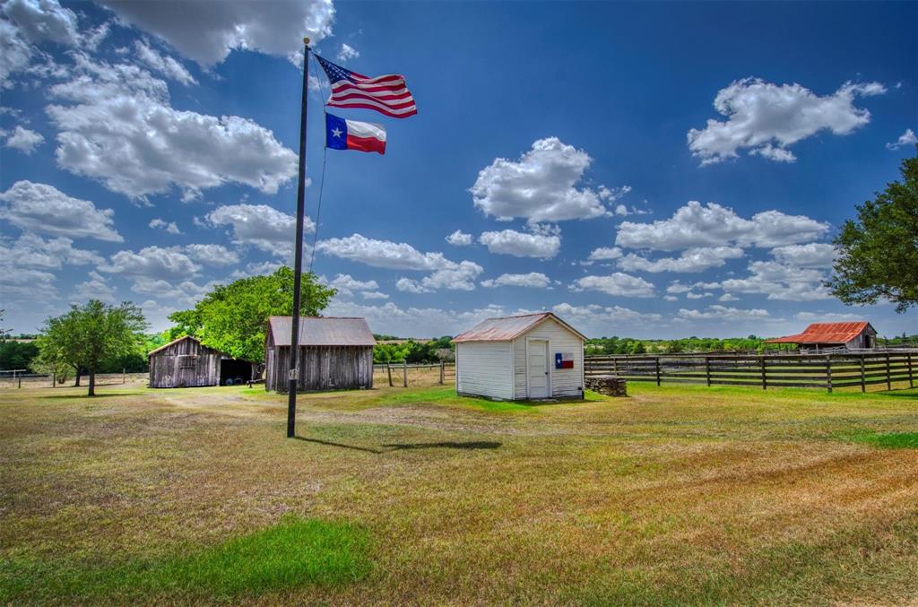 9058 Sam Houston Road, Brenham, Texas image 11