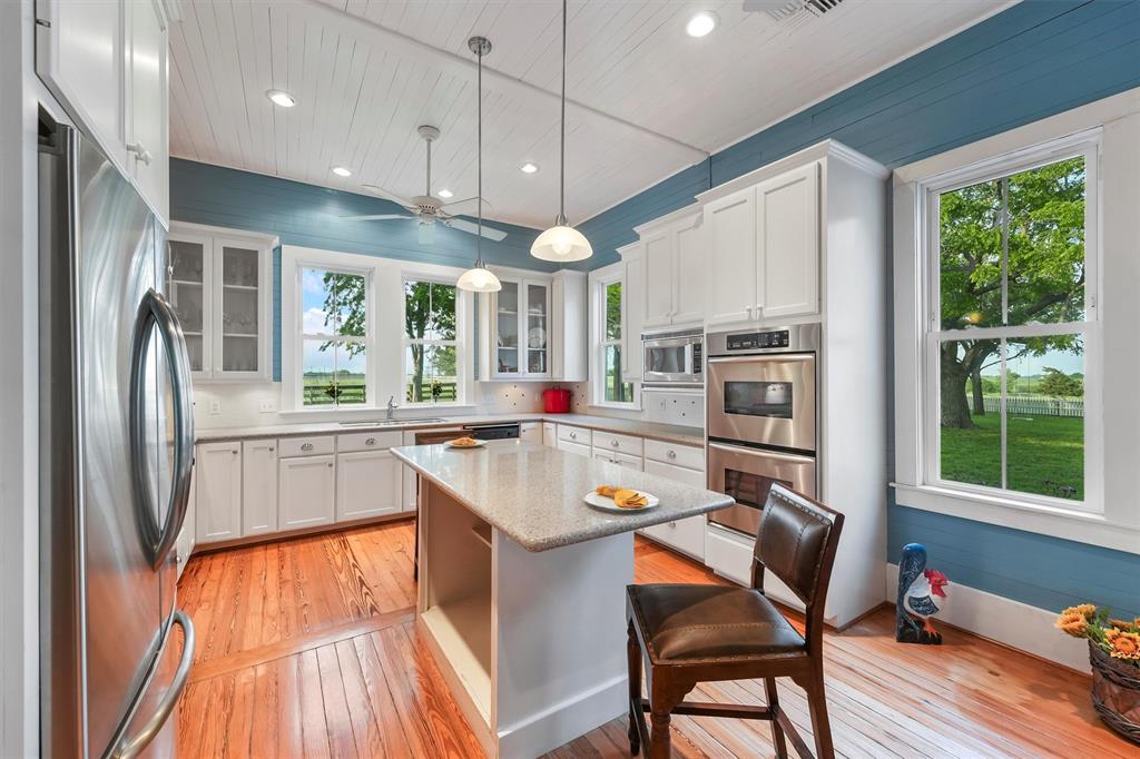 9058 Sam Houston Road, Brenham, Texas image 15