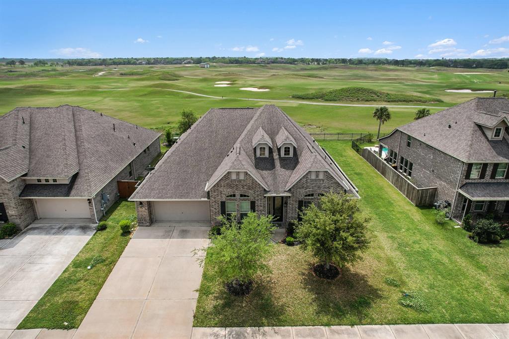 1137 Magnolia Trace, League City, Texas image 1