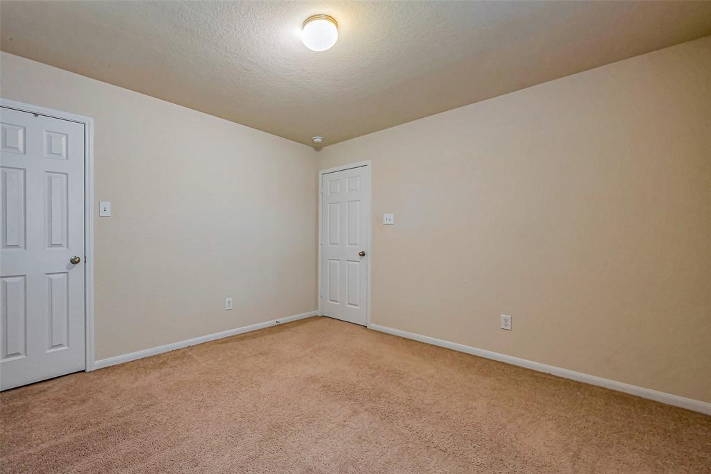 2927 Coachmaker Trail, Rosenberg, Texas image 21
