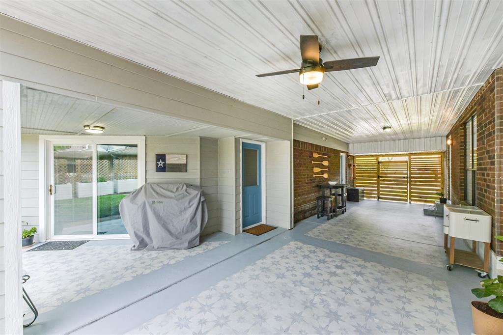 9818 Twin Shores Drive, Willis, Texas image 42