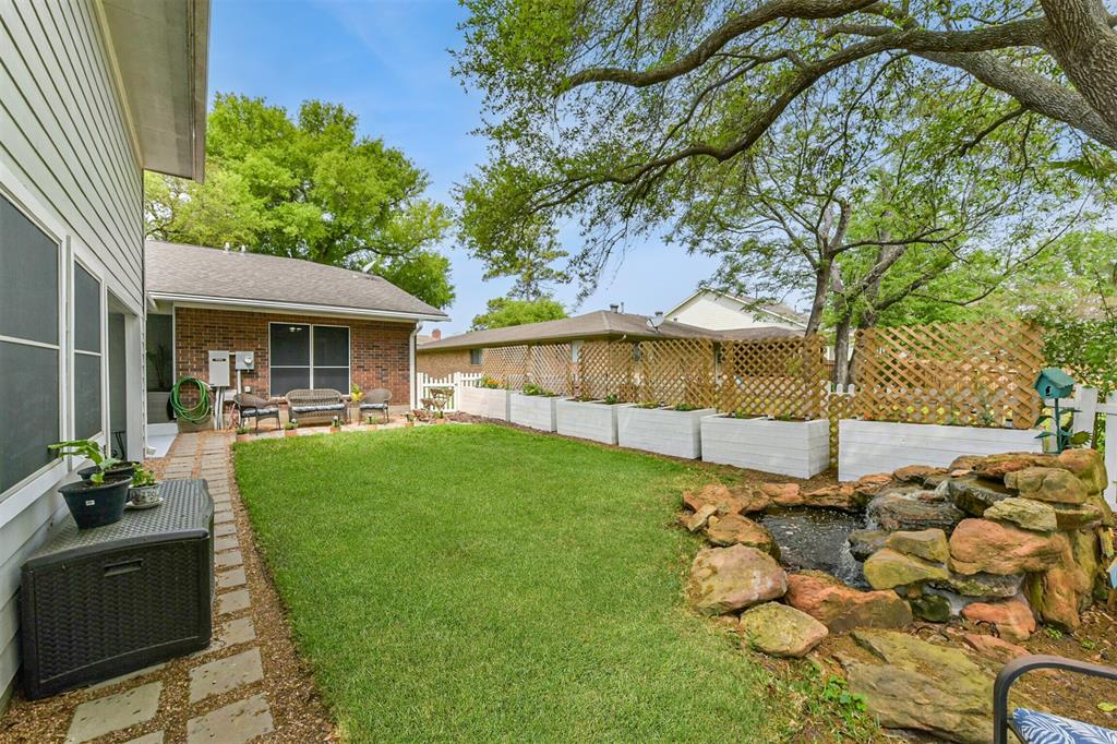 9818 Twin Shores Drive, Willis, Texas image 45