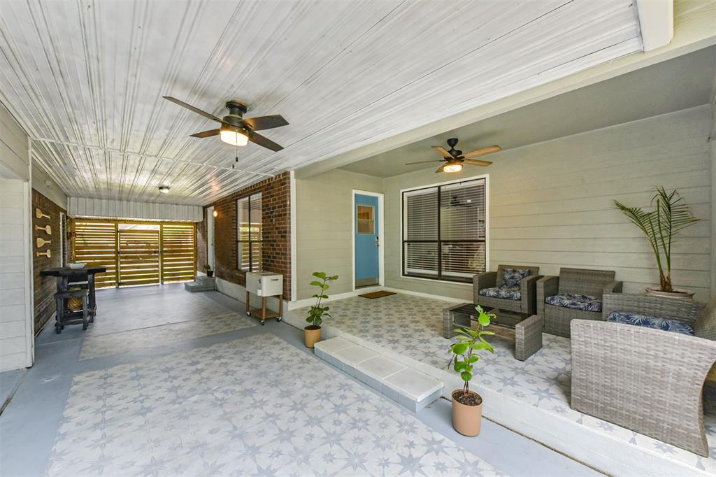 9818 Twin Shores Drive, Willis, Texas image 40