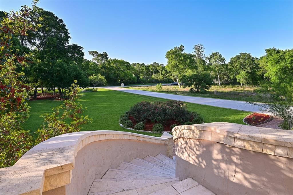 2412 Airline Drive, Friendswood, Texas image 14