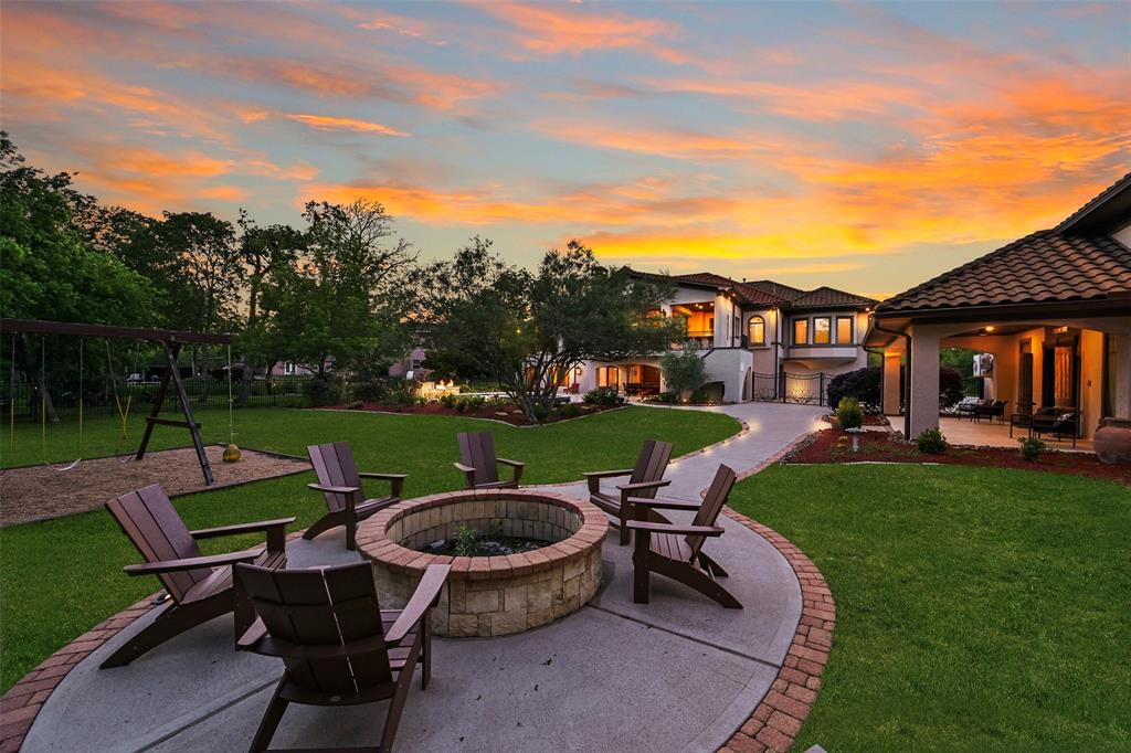 2412 Airline Drive, Friendswood, Texas image 7