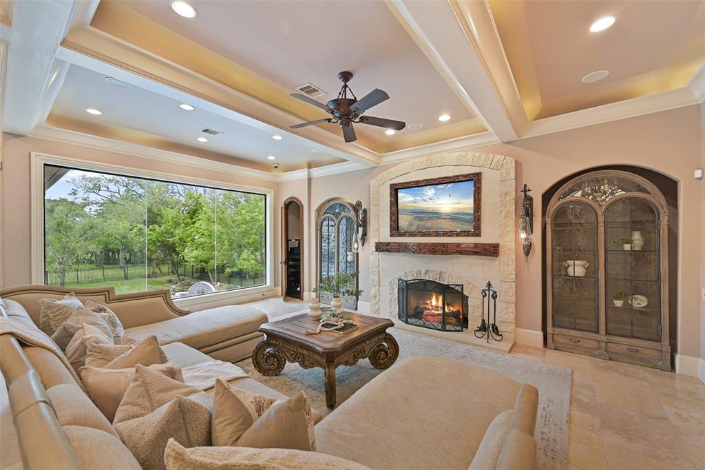 2412 Airline Drive, Friendswood, Texas image 17
