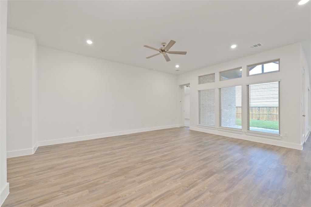 1541 Apache Heights Drive, Dayton, Texas image 6