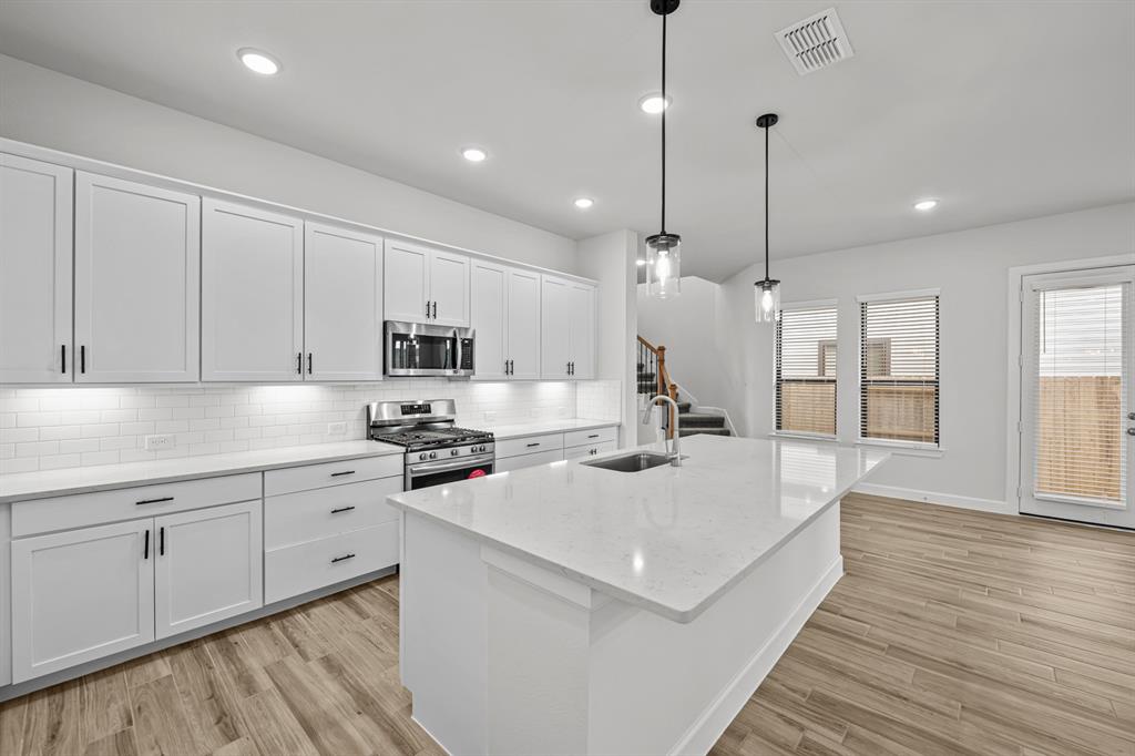 1447 Park Path Drive, Missouri City, Texas image 18