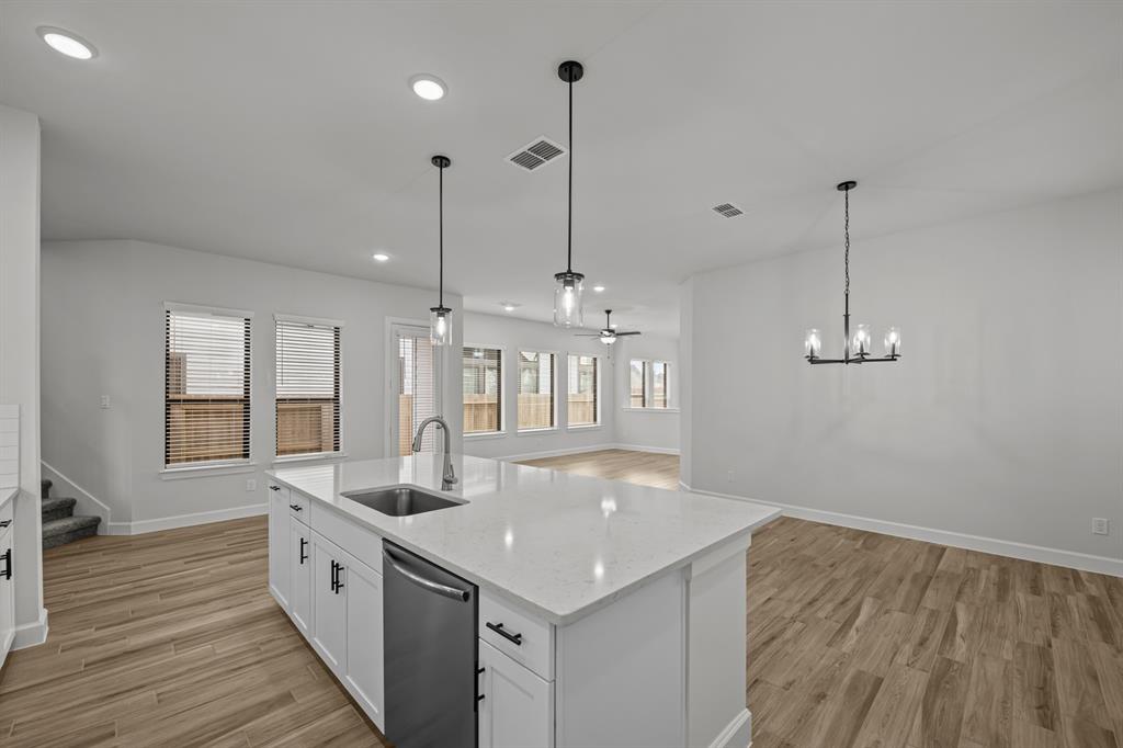 1447 Park Path Drive, Missouri City, Texas image 19